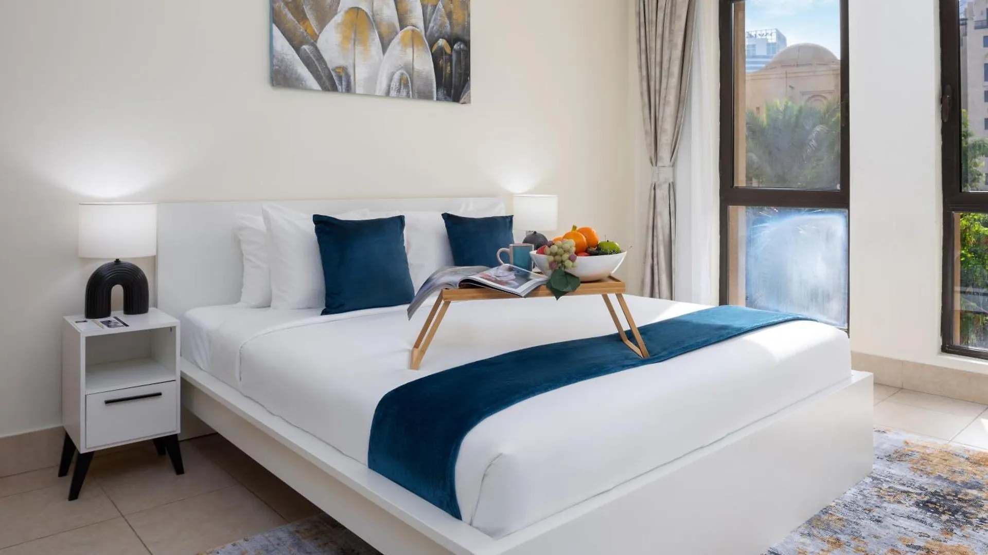 Maison Privee - Stylish & Spacious Apartment In Downtown Dubai