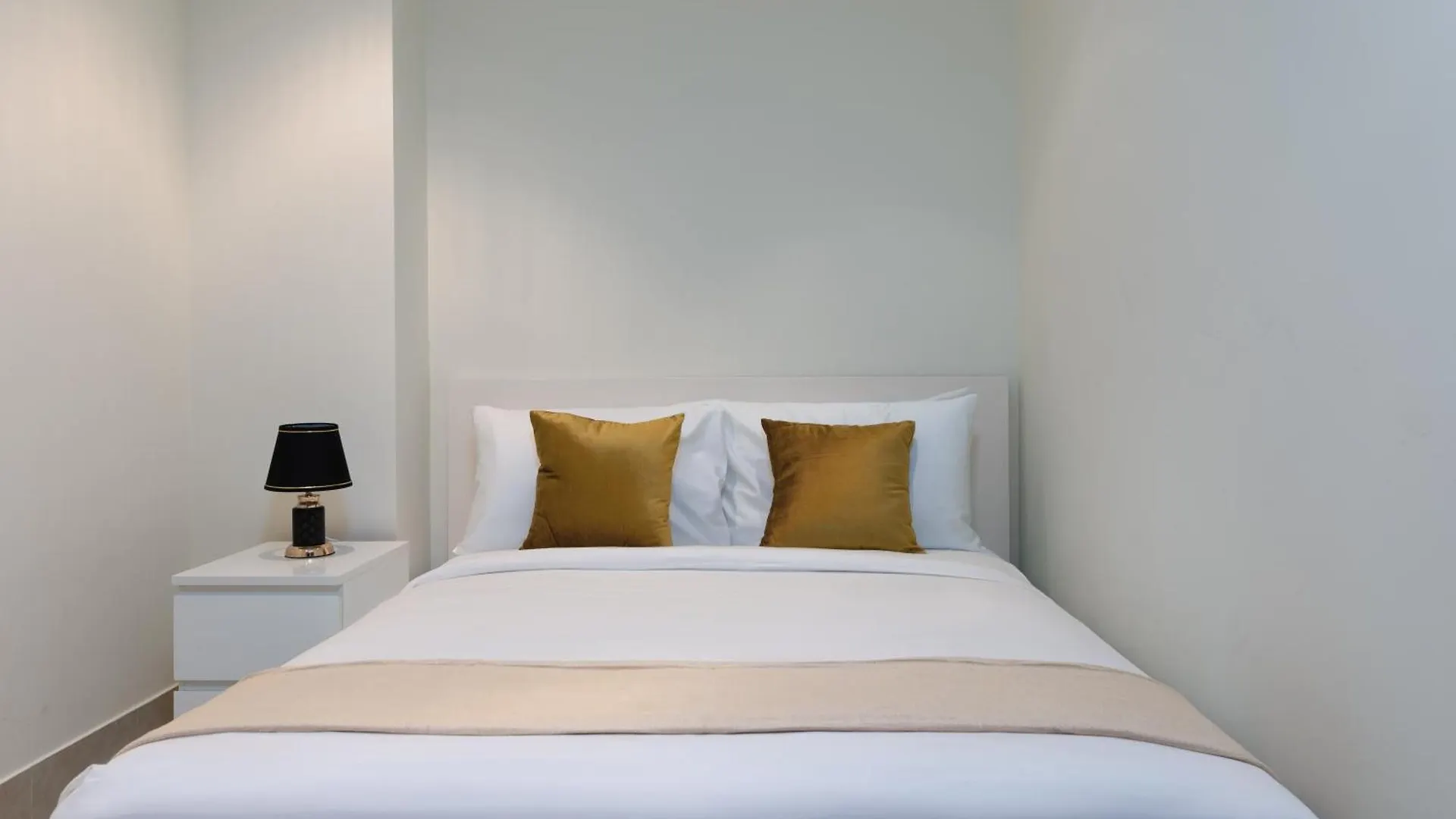 Maison Privee - Stylish & Spacious Apartment In Downtown Dubai
