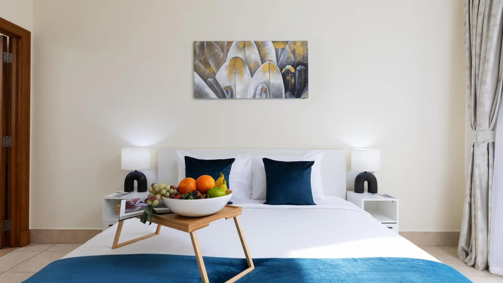 Maison Privee - Stylish & Spacious Apartment In Downtown Dubai