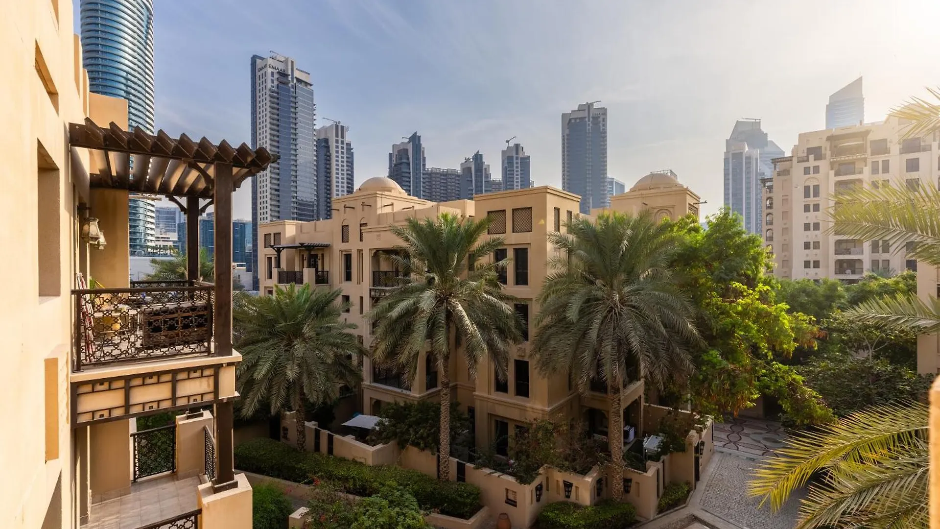 Maison Privee - Stylish & Spacious Apartment In Downtown Dubai United Arab Emirates